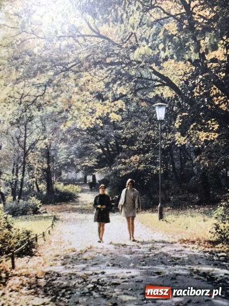 Zdjęcie w galerii na portalu naszraciborz.pl: Racibórz - kobiety czasów PRL-u. Zobacz archiwalne zdjęcia wiadomości z regionu