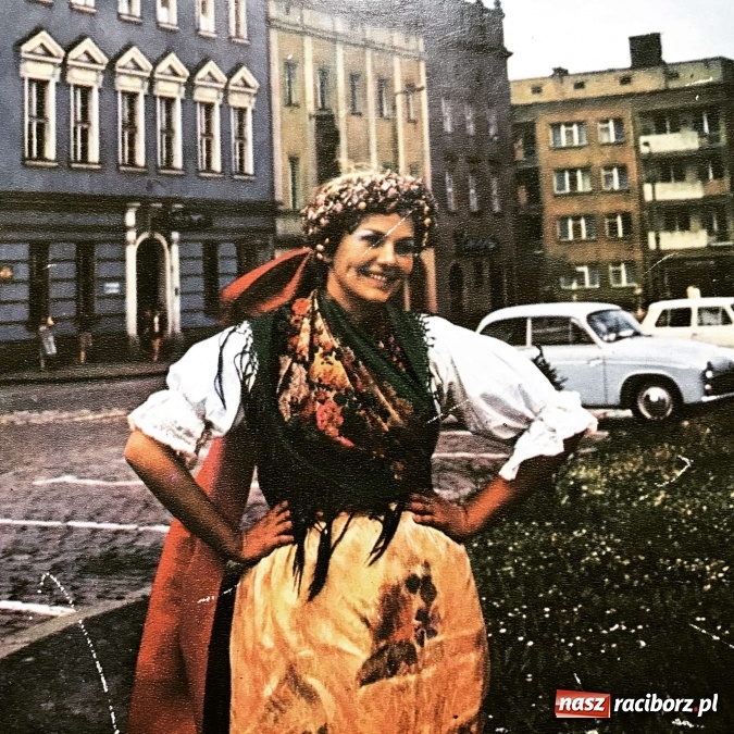 Zdjęcie w galerii na portalu naszraciborz.pl: Racibórz - kobiety czasów PRL-u. Zobacz archiwalne zdjęcia wiadomości z regionu