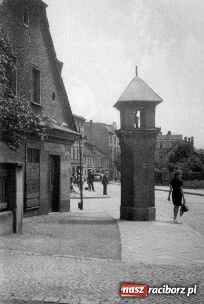 Zdjęcie w galerii na portalu naszraciborz.pl: Racibórz - kobiety czasów PRL-u. Zobacz archiwalne zdjęcia wiadomości z regionu