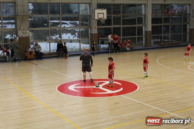 Zdjęcie w galerii na portalu naszraciborz.pl: Udany start młodych piłkarzy Tworkowa na turniejach w Brzegu i Šilheřovicach wiadomości z regionu