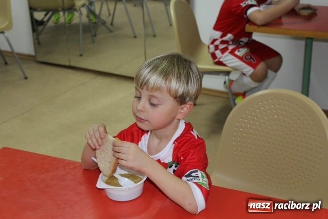 Zdjęcie w galerii na portalu naszraciborz.pl: Udany start młodych piłkarzy Tworkowa na turniejach w Brzegu i Šilheřovicach wiadomości z regionu