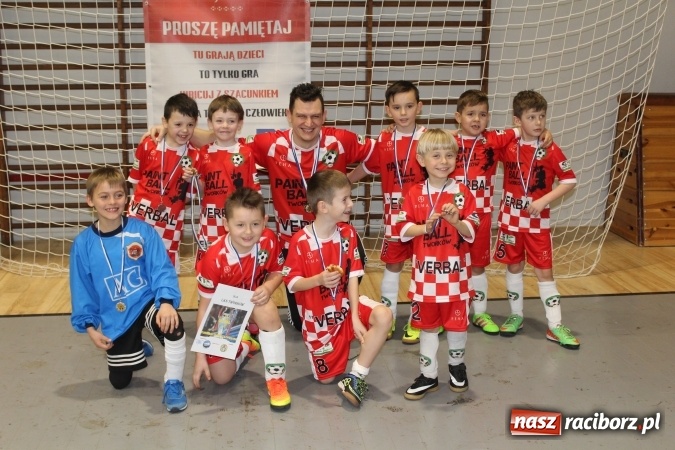 Zdjęcie w galerii na portalu naszraciborz.pl: Udany start młodych piłkarzy Tworkowa na turniejach w Brzegu i Šilheřovicach wiadomości z regionu