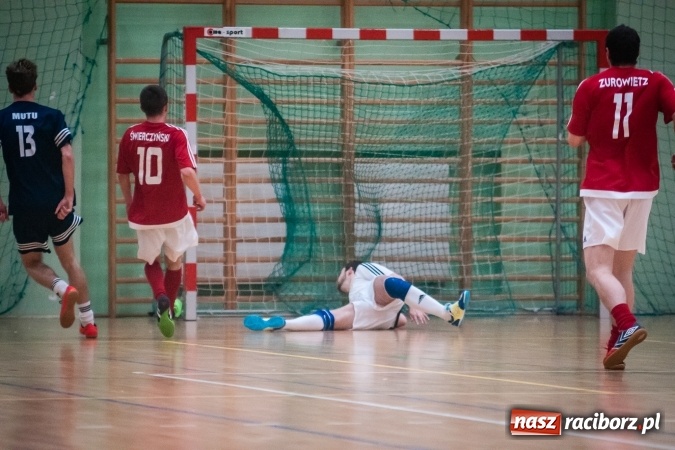 Zdjęcie w galerii na portalu naszraciborz.pl: Niedziela z HLPN. Galaktikos nowym mistrzem I ligi wiadomości z regionu