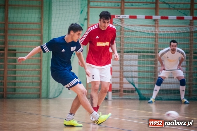 Zdjęcie w galerii na portalu naszraciborz.pl: Niedziela z HLPN. Galaktikos nowym mistrzem I ligi wiadomości z regionu