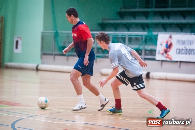 Zdjęcie w galerii na portalu naszraciborz.pl: Niedziela z HLPN. Galaktikos nowym mistrzem I ligi wiadomości z regionu