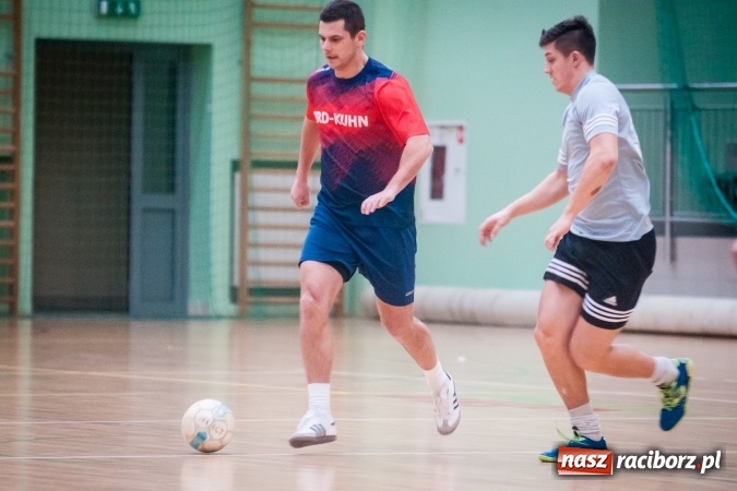 Zdjęcie w galerii na portalu naszraciborz.pl: Niedziela z HLPN. Galaktikos nowym mistrzem I ligi wiadomości z regionu