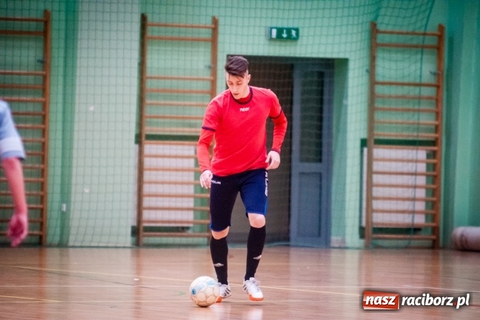 Zdjęcie w galerii na portalu naszraciborz.pl: Niedziela z HLPN. Galaktikos nowym mistrzem I ligi wiadomości z regionu