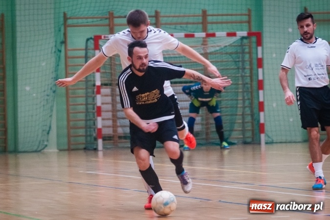 Zdjęcie w galerii na portalu naszraciborz.pl: Niedziela z HLPN. Galaktikos nowym mistrzem I ligi wiadomości z regionu