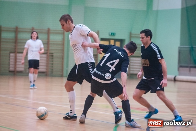 Zdjęcie w galerii na portalu naszraciborz.pl: Niedziela z HLPN. Galaktikos nowym mistrzem I ligi wiadomości z regionu