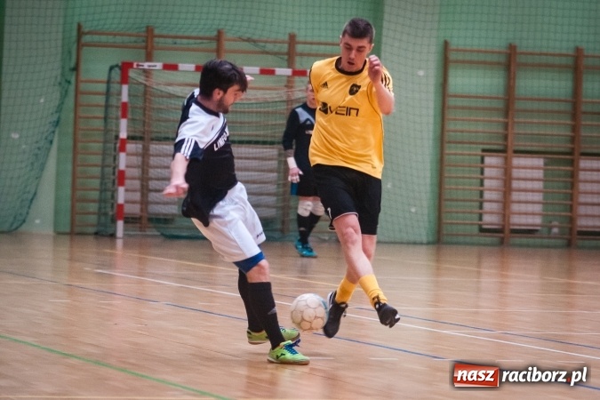 Zdjęcie w galerii na portalu naszraciborz.pl: Niedziela z HLPN. Galaktikos nowym mistrzem I ligi wiadomości z regionu