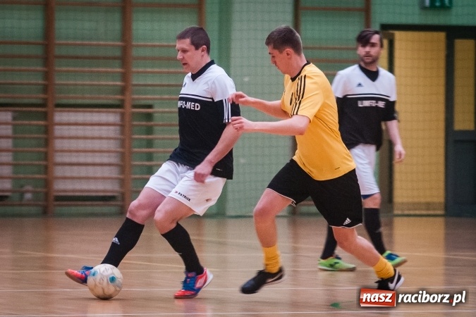 Zdjęcie w galerii na portalu naszraciborz.pl: Niedziela z HLPN. Galaktikos nowym mistrzem I ligi wiadomości z regionu