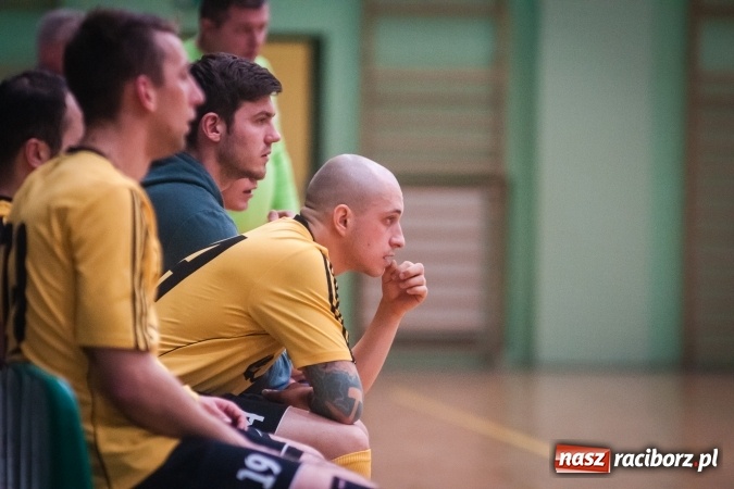 Zdjęcie w galerii na portalu naszraciborz.pl: Niedziela z HLPN. Galaktikos nowym mistrzem I ligi wiadomości z regionu