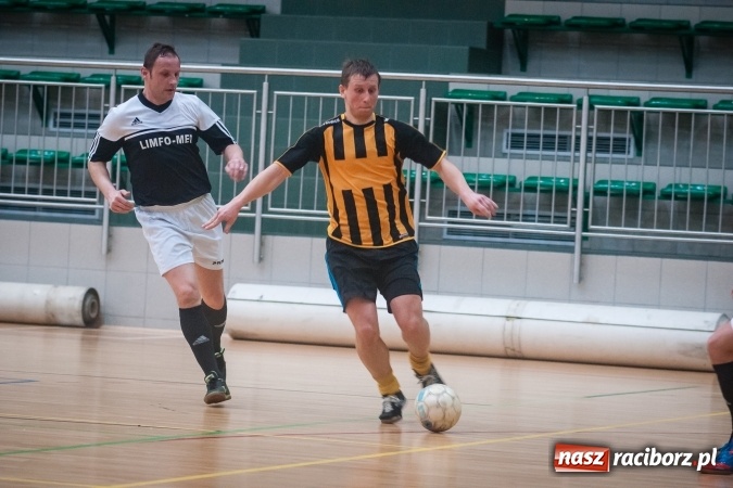 Zdjęcie w galerii na portalu naszraciborz.pl: Niedziela z HLPN. Galaktikos nowym mistrzem I ligi wiadomości z regionu