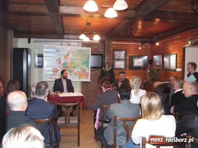 Zdjęcie w galerii na portalu naszraciborz.pl: Racibórz okiem obcokrajowca - Towarzystwo Miłośników Ziemi Raciborskiej zaprasza na ciekawe spotkania wiadomości z regionu