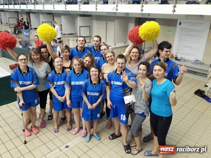 Zdjęcie w galerii na portalu naszraciborz.pl: Pływacy z ZSS i klubu Olimpiad Specjalnych Animusz na Narodowej Gali Halliwick wiadomości z regionu