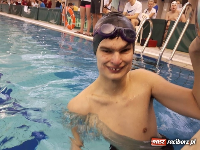 Zdjęcie w galerii na portalu naszraciborz.pl: Pływacy z ZSS i klubu Olimpiad Specjalnych Animusz na Narodowej Gali Halliwick wiadomości z regionu