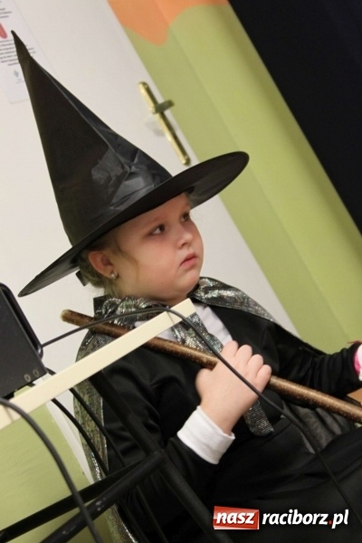 Zdjęcie w galerii na portalu naszraciborz.pl: Żyjcie nam sto lat! Dzień Babci i Dziadka w ZSP Wojnowice wiadomości z regionu