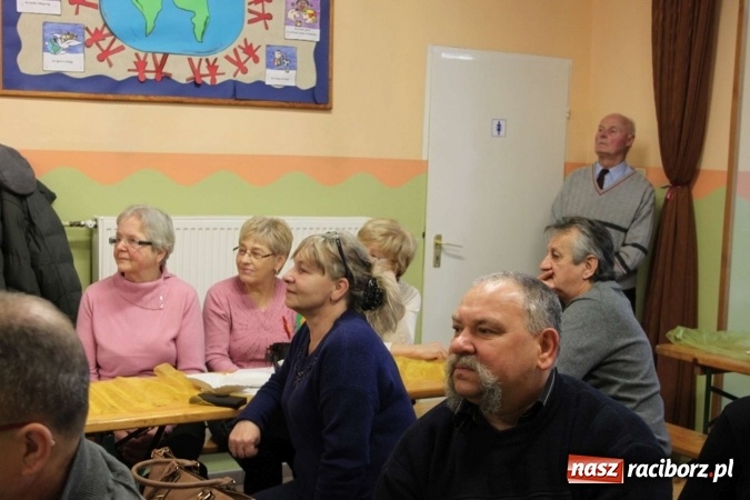 Zdjęcie w galerii na portalu naszraciborz.pl: Żyjcie nam sto lat! Dzień Babci i Dziadka w ZSP Wojnowice wiadomości z regionu