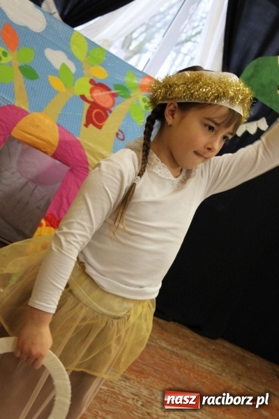 Zdjęcie w galerii na portalu naszraciborz.pl: Żyjcie nam sto lat! Dzień Babci i Dziadka w ZSP Wojnowice wiadomości z regionu