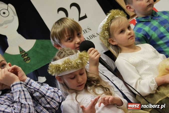 Zdjęcie w galerii na portalu naszraciborz.pl: Żyjcie nam sto lat! Dzień Babci i Dziadka w ZSP Wojnowice wiadomości z regionu