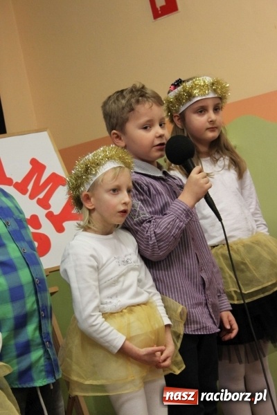 Zdjęcie w galerii na portalu naszraciborz.pl: Żyjcie nam sto lat! Dzień Babci i Dziadka w ZSP Wojnowice wiadomości z regionu