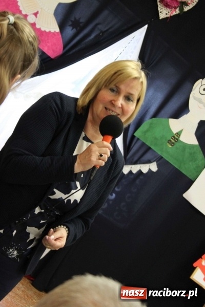 Zdjęcie w galerii na portalu naszraciborz.pl: Żyjcie nam sto lat! Dzień Babci i Dziadka w ZSP Wojnowice wiadomości z regionu