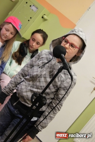 Zdjęcie w galerii na portalu naszraciborz.pl: Żyjcie nam sto lat! Dzień Babci i Dziadka w ZSP Wojnowice wiadomości z regionu