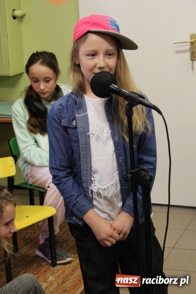 Zdjęcie w galerii na portalu naszraciborz.pl: Żyjcie nam sto lat! Dzień Babci i Dziadka w ZSP Wojnowice wiadomości z regionu