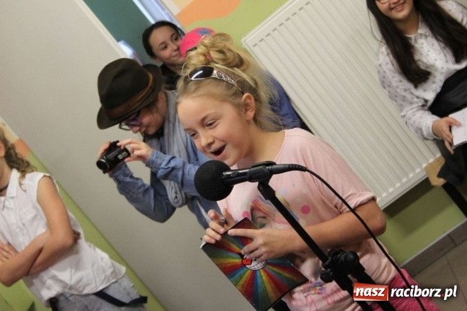 Zdjęcie w galerii na portalu naszraciborz.pl: Żyjcie nam sto lat! Dzień Babci i Dziadka w ZSP Wojnowice wiadomości z regionu