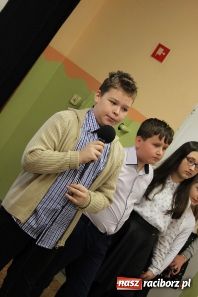 Zdjęcie w galerii na portalu naszraciborz.pl: Żyjcie nam sto lat! Dzień Babci i Dziadka w ZSP Wojnowice wiadomości z regionu