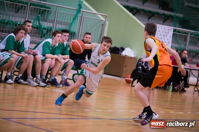 Zdjęcie w galerii na portalu naszraciborz.pl: Wyrównane spotkanie juniorów Ofensywy wiadomości z regionu