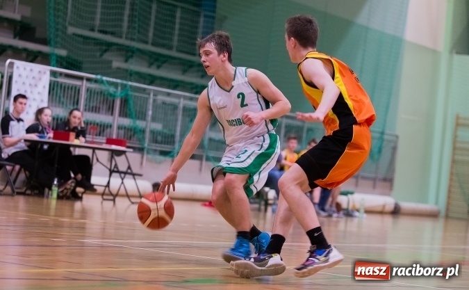 Zdjęcie w galerii na portalu naszraciborz.pl: Wyrównane spotkanie juniorów Ofensywy wiadomości z regionu