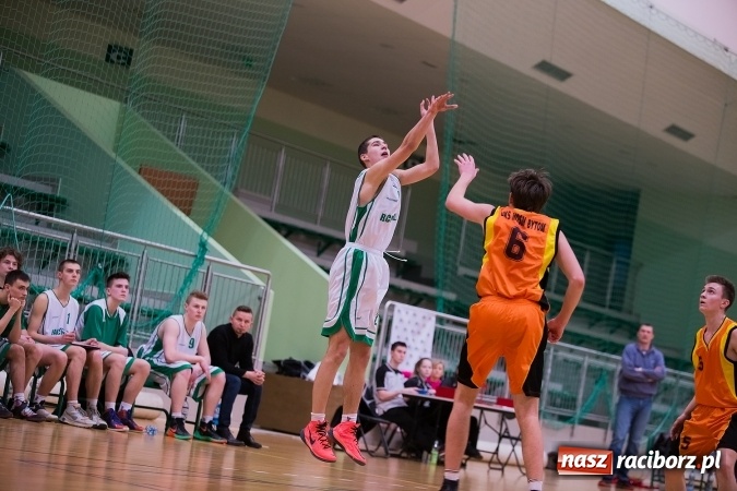 Zdjęcie w galerii na portalu naszraciborz.pl: Wyrównane spotkanie juniorów Ofensywy wiadomości z regionu
