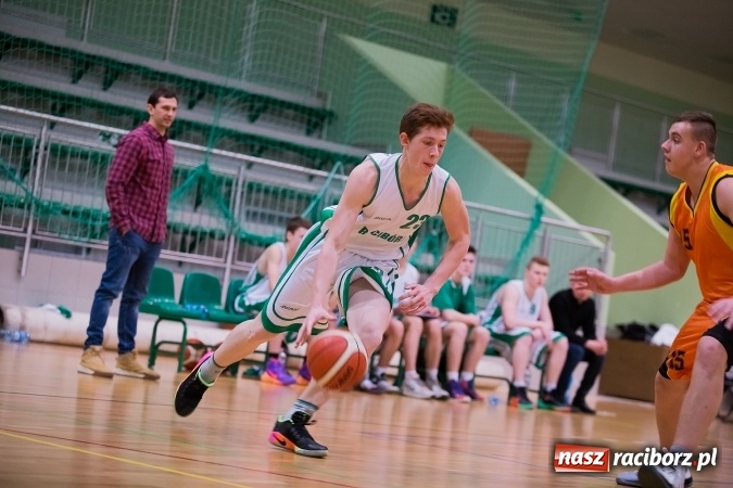 Zdjęcie w galerii na portalu naszraciborz.pl: Wyrównane spotkanie juniorów Ofensywy wiadomości z regionu
