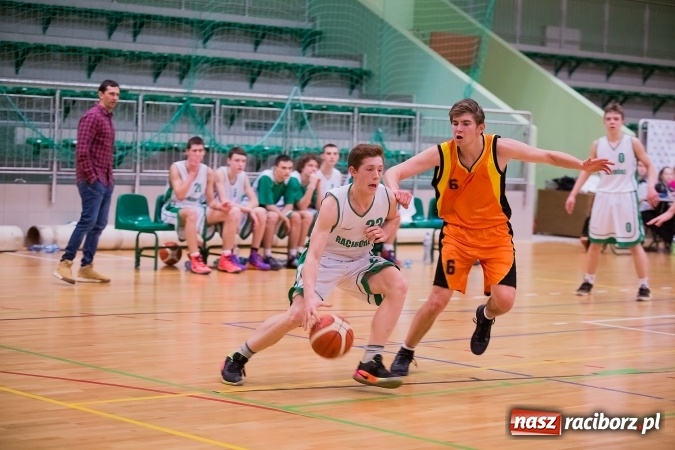 Zdjęcie w galerii na portalu naszraciborz.pl: Wyrównane spotkanie juniorów Ofensywy wiadomości z regionu