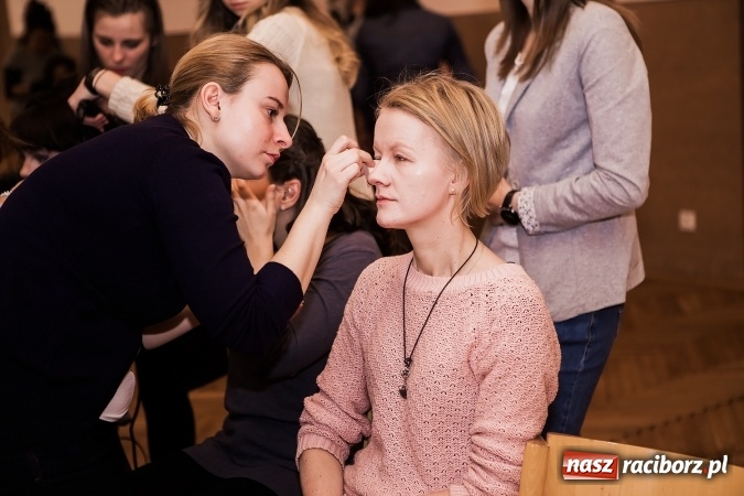 Zdjęcie w galerii na portalu naszraciborz.pl: Zajęcia integracyjne w Ośrodku dla Niesłyszących  wiadomości z regionu