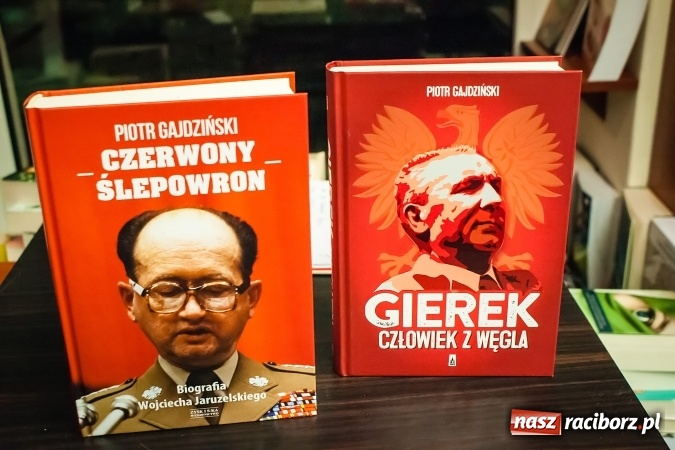Zdjęcie w galerii na portalu naszraciborz.pl: O generale Wojciechu Jaruzelskim w księgarni Sowa wiadomości z regionu