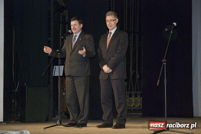 Zdjęcie w galerii na portalu naszraciborz.pl: Raciborskie Championy rozdane wiadomości z regionu