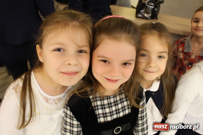 Zdjęcie w galerii na portalu naszraciborz.pl: Seniorzy z Nędzy świętowali Dzień Babci i Dziadka  wiadomości z regionu