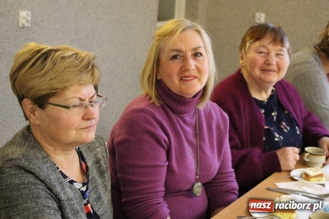 Zdjęcie w galerii na portalu naszraciborz.pl: Seniorzy z Nędzy świętowali Dzień Babci i Dziadka  wiadomości z regionu