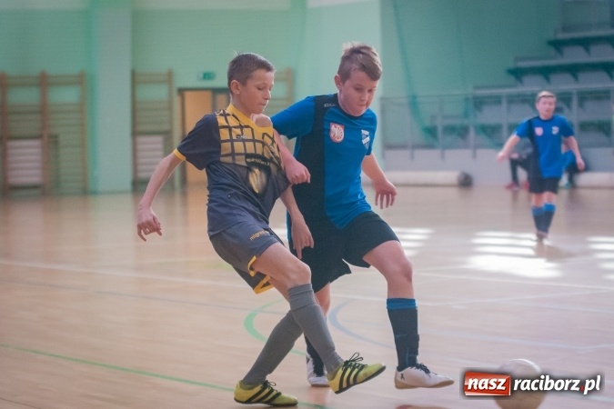 Zdjęcie w galerii na portalu naszraciborz.pl: Zimowa Liga Halowa. Unia Racibórz zdominowała Ligę Mistrzów. Naprzód Rydułtowy wygrał Ligę Europy wiadomości z regionu