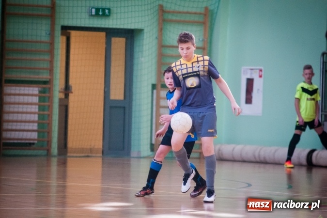 Zdjęcie w galerii na portalu naszraciborz.pl: Zimowa Liga Halowa. Unia Racibórz zdominowała Ligę Mistrzów. Naprzód Rydułtowy wygrał Ligę Europy wiadomości z regionu