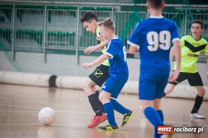 Zdjęcie w galerii na portalu naszraciborz.pl: Zimowa Liga Halowa. Unia Racibórz zdominowała Ligę Mistrzów. Naprzód Rydułtowy wygrał Ligę Europy wiadomości z regionu