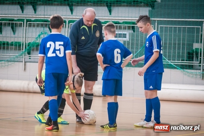 Zdjęcie w galerii na portalu naszraciborz.pl: Zimowa Liga Halowa. Unia Racibórz zdominowała Ligę Mistrzów. Naprzód Rydułtowy wygrał Ligę Europy wiadomości z regionu