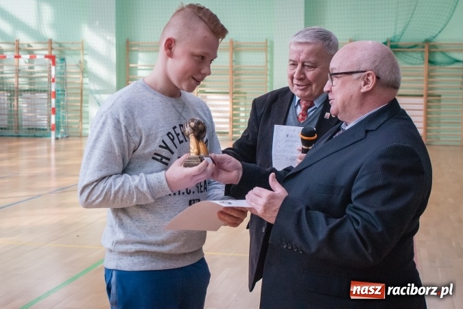 Zdjęcie w galerii na portalu naszraciborz.pl: Zimowa Liga Halowa. Unia Racibórz zdominowała Ligę Mistrzów. Naprzód Rydułtowy wygrał Ligę Europy wiadomości z regionu