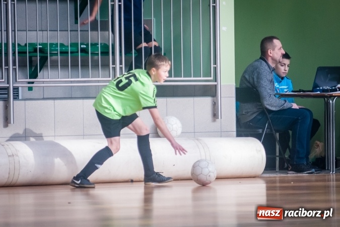 Zdjęcie w galerii na portalu naszraciborz.pl: Zimowa Liga Halowa. Unia Racibórz zdominowała Ligę Mistrzów. Naprzód Rydułtowy wygrał Ligę Europy wiadomości z regionu