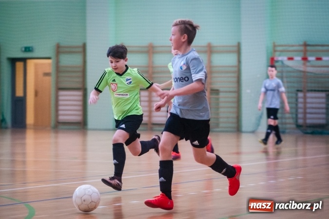 Zdjęcie w galerii na portalu naszraciborz.pl: Zimowa Liga Halowa. Unia Racibórz zdominowała Ligę Mistrzów. Naprzód Rydułtowy wygrał Ligę Europy wiadomości z regionu