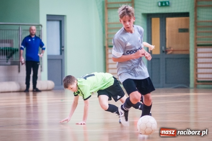 Zdjęcie w galerii na portalu naszraciborz.pl: Zimowa Liga Halowa. Unia Racibórz zdominowała Ligę Mistrzów. Naprzód Rydułtowy wygrał Ligę Europy wiadomości z regionu