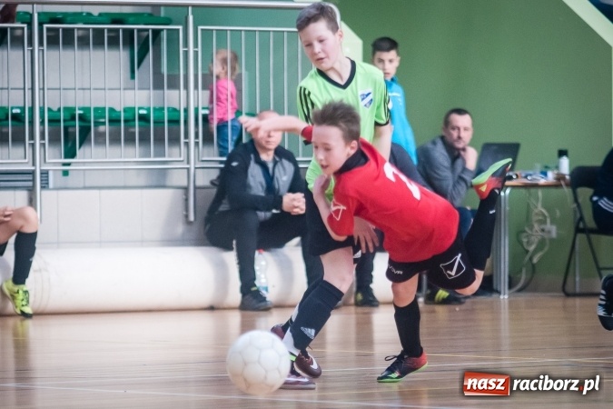 Zdjęcie w galerii na portalu naszraciborz.pl: Zimowa Liga Halowa. Unia Racibórz zdominowała Ligę Mistrzów. Naprzód Rydułtowy wygrał Ligę Europy wiadomości z regionu