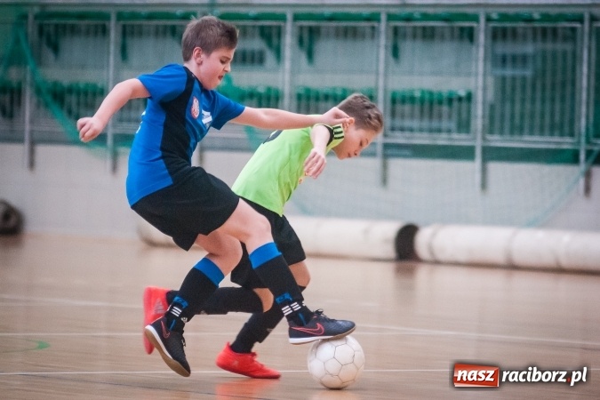 Zdjęcie w galerii na portalu naszraciborz.pl: Zimowa Liga Halowa. Unia Racibórz zdominowała Ligę Mistrzów. Naprzód Rydułtowy wygrał Ligę Europy wiadomości z regionu